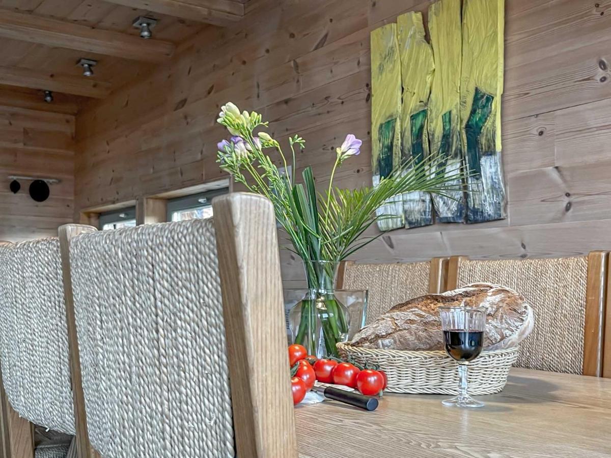 Traumhaff Kuestenchalets - Einzigartige Chalets An Der Ostsee. Ganz Aus Laerchenholz Mit Kamin Und Sauna Vogelsang-Warsin Экстерьер фото